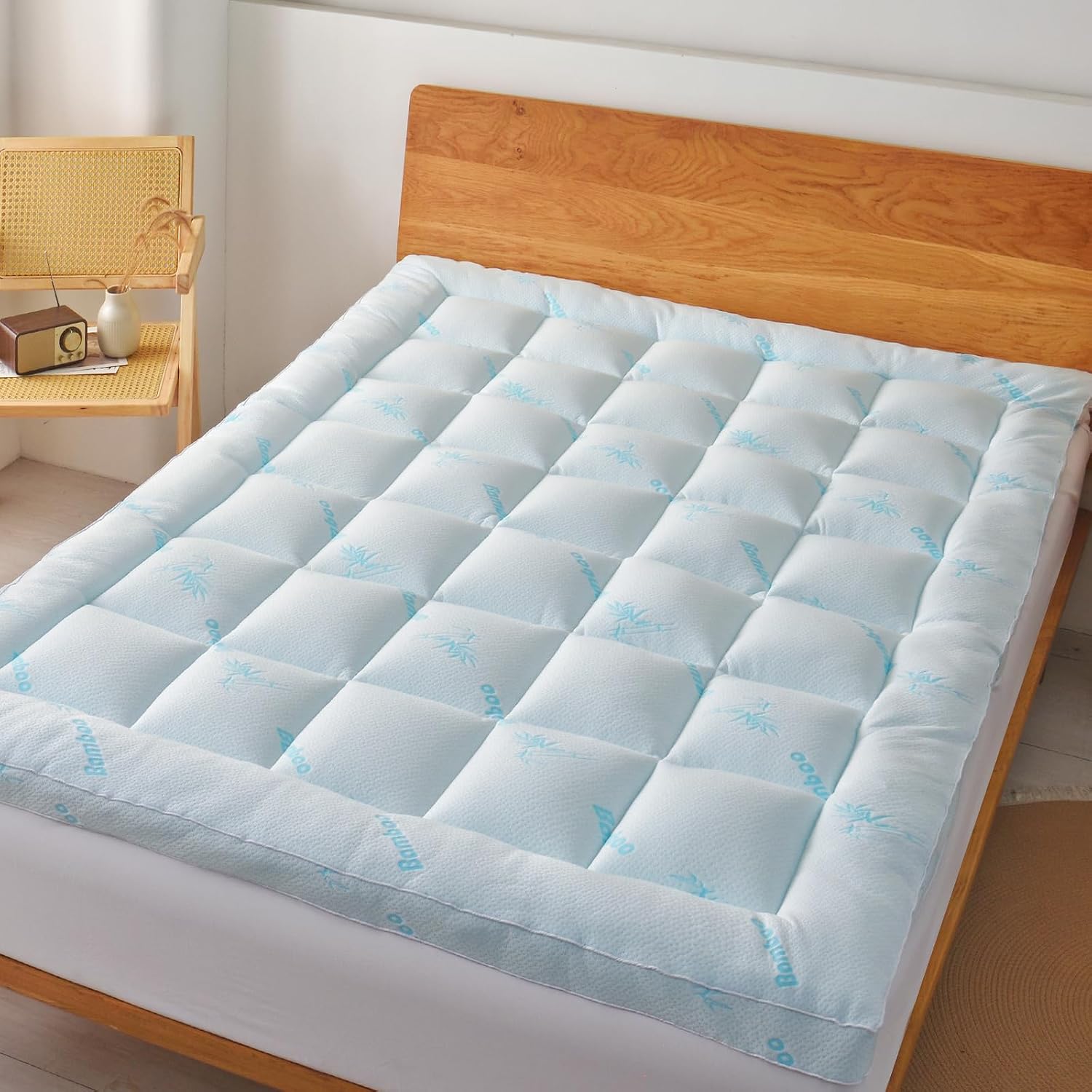 Favorland Mattress Topper Queen Cooling Bamboo Viscose